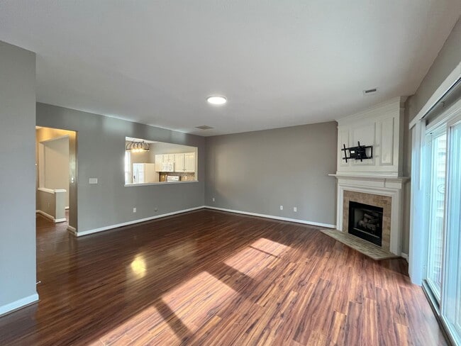 Building Photo - 3928 Elizabeth Glen Way