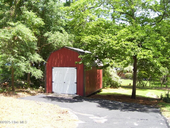 Building Photo - 355 Newton Dr