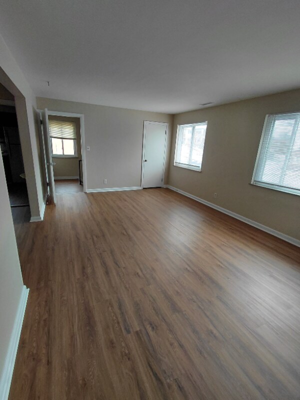 Building Photo - 5434 Fox Rd