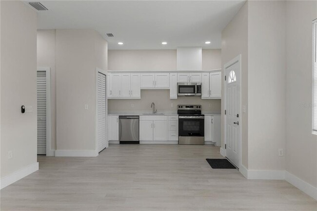 Building Photo - 6974 BELLTREE Ct