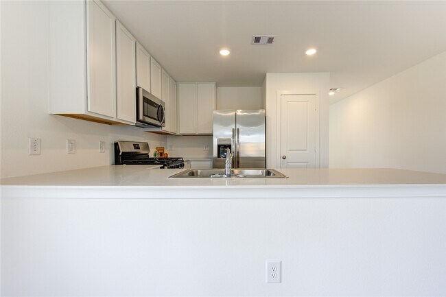 Building Photo - 29002 Pearl Barley Wy