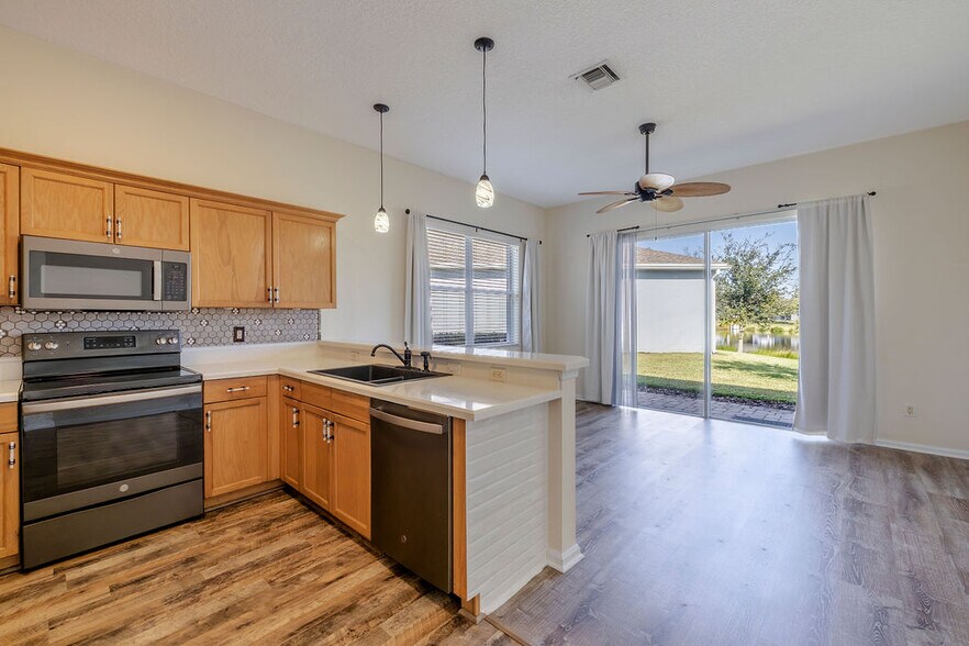 Building Photo - 2536 Bella Vista Cir