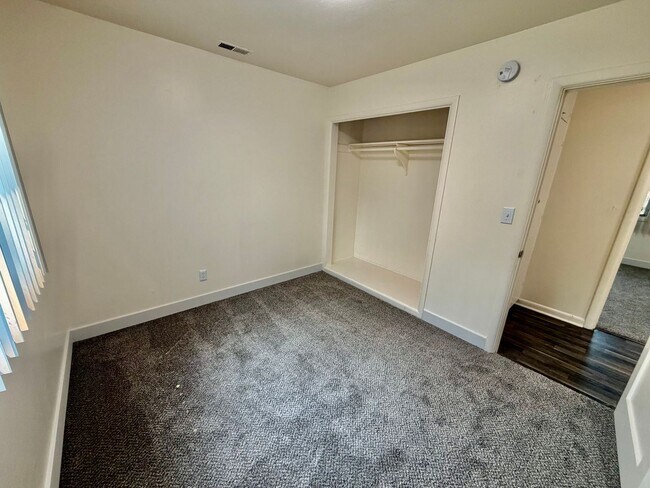 Building Photo - Kenton 3BR/2BA Single-Level Home | Private Yard, W/D Included & Off-Street Parking