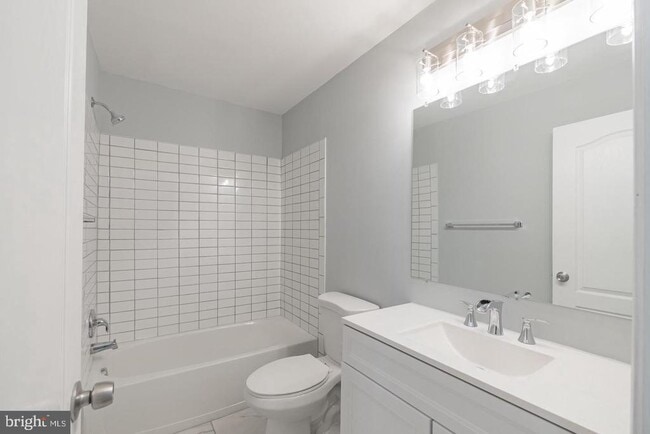 Building Photo - 111 Whiskey Creek Cir