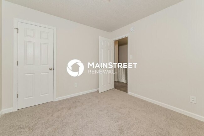 Building Photo - 3 Bedroom Pet-Friendly Home in KNOXVILLE, ...