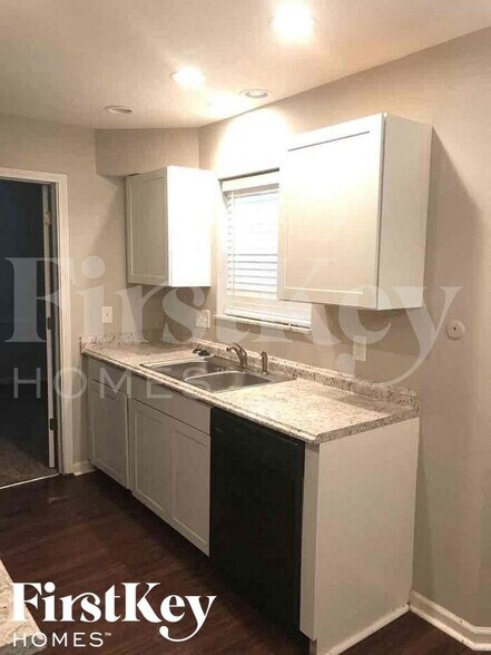 Building Photo - 1823 Caribbean Dr