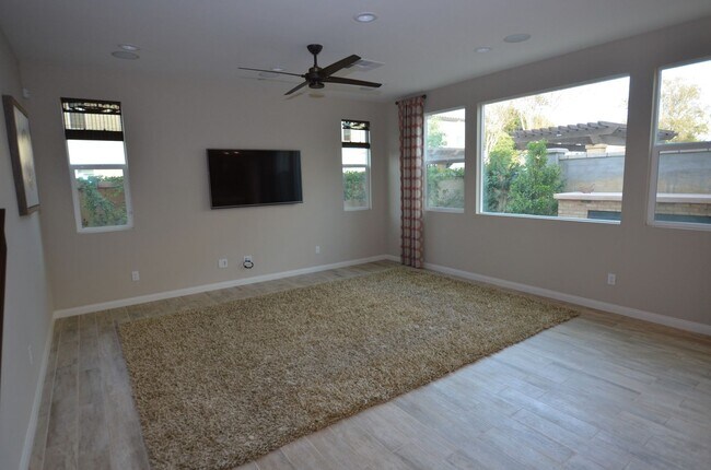 Building Photo - 1005 Sea Glass Wy