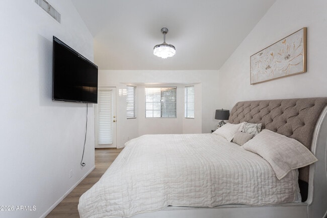 Building Photo - 11015 W Laurelwood Ln