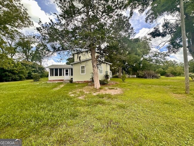Building Photo - 6285 Pond St