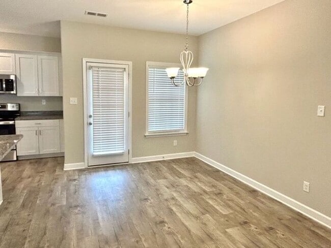 Building Photo - Now Leasing a 4-bed 2.5 bath home in Milli...