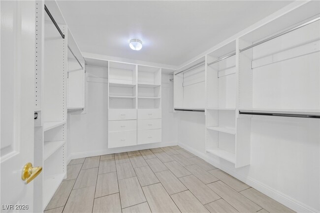 Building Photo - 871 Brunellos Ave