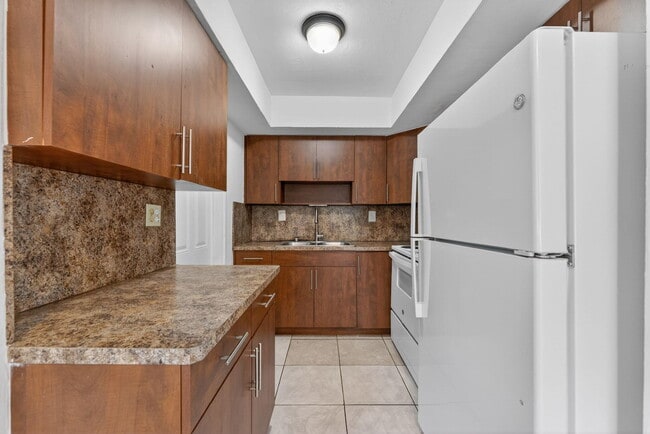 Building Photo - 540 NE 58th St