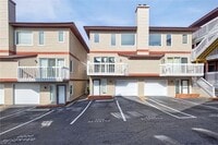 Building Photo - 2232 Vista Cir