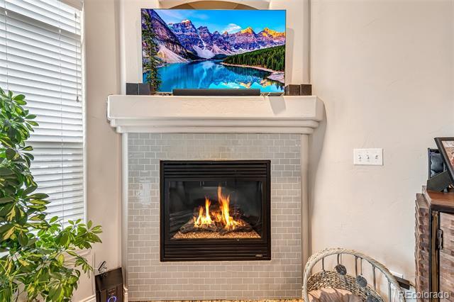 Building Photo - 358 Cliff View Dr