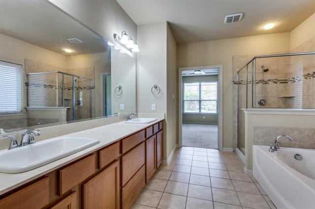 Building Photo - 729 Sundrop Dr