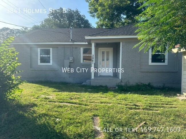 Primary Photo - 3841 Holmes St