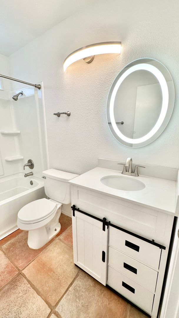 Building Photo - Beautiful Updating throughout Home!  Kitch...