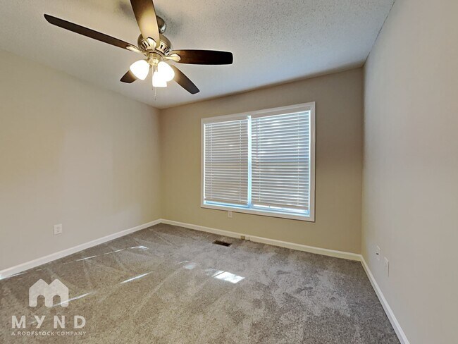 Building Photo - 832 St Andrews Pl