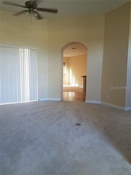 Building Photo - 3033 Plymouth Rock Cir