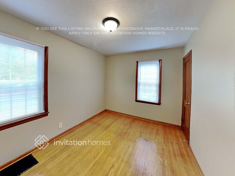 Building Photo - 3532 Utah Ave S