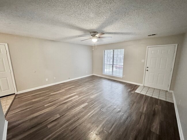 Building Photo - 3914 Longsneck Cove