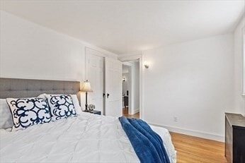 Building Photo - 27 Fuller Rd