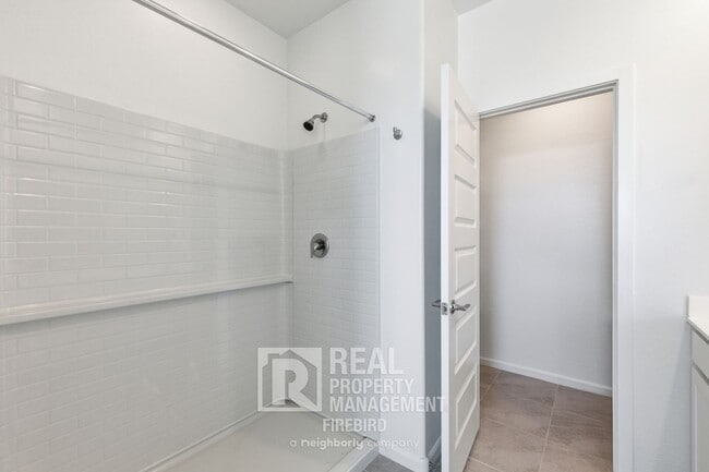 Building Photo - 17333 W Smoketree Dr