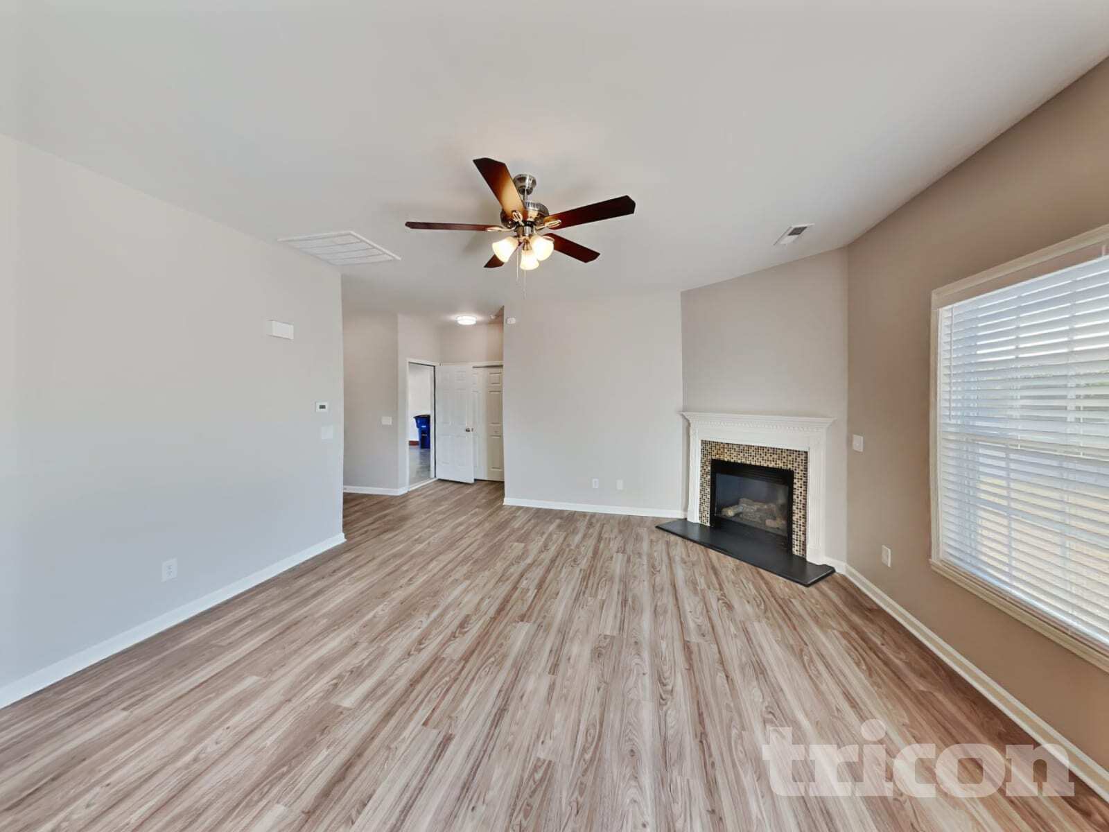 Building Photo - 4006 Eastside Ct