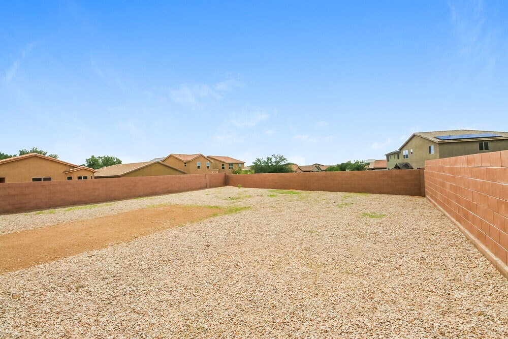 Building Photo - 1176 E Madera Grove Ln