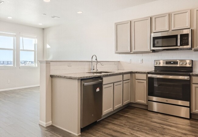 Building Photo - Newer 3BR Denver Townhome | 2-Car Garage | Modern Finishes