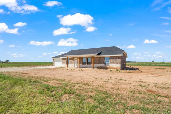 Building Photo - Country Living In Roosevelt ISD!