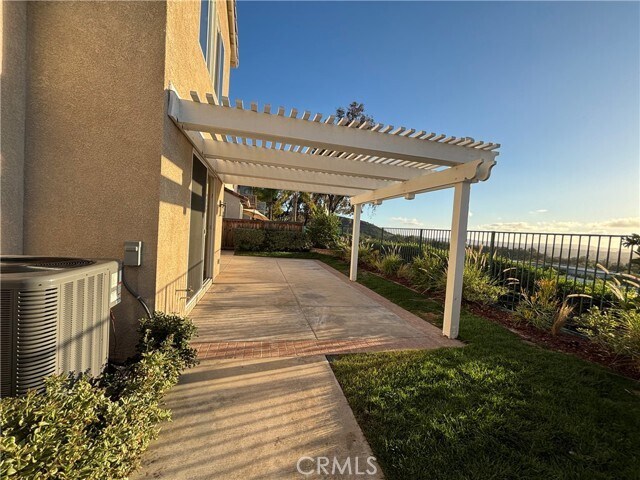 Building Photo - 33 Grassy Knoll Ln