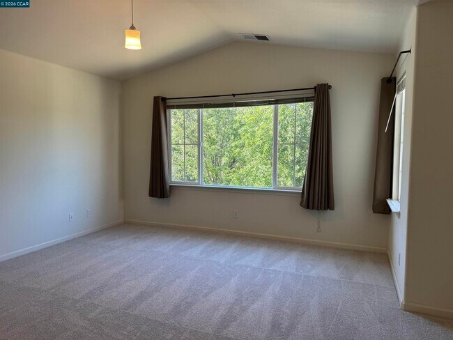 Building Photo - 2504 McLaren Ln