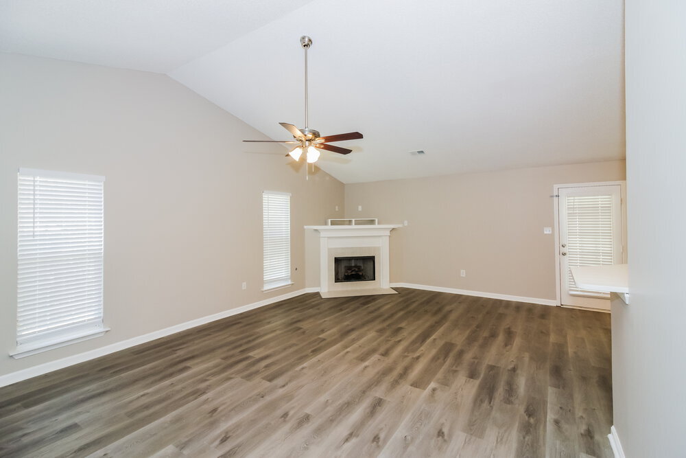 Building Photo - 8153 Green Valley Cove