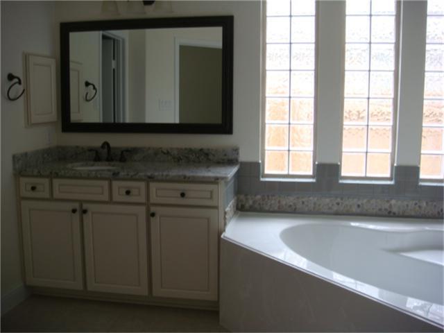 Building Photo - 21331 Summer Wine Dr