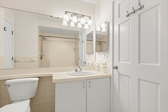 Building Photo - 18 E Springfield St