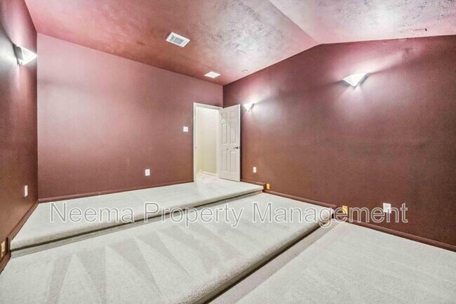 Building Photo - 23822 Wellington Ct Blvd