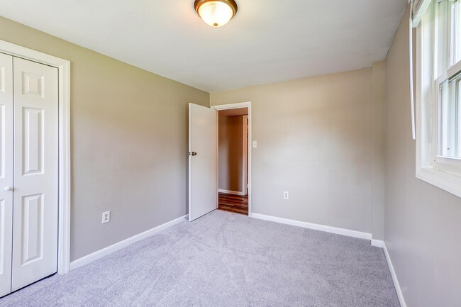 Building Photo - 11901 Bizet Ct