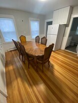 Building Photo - 78 Fort St