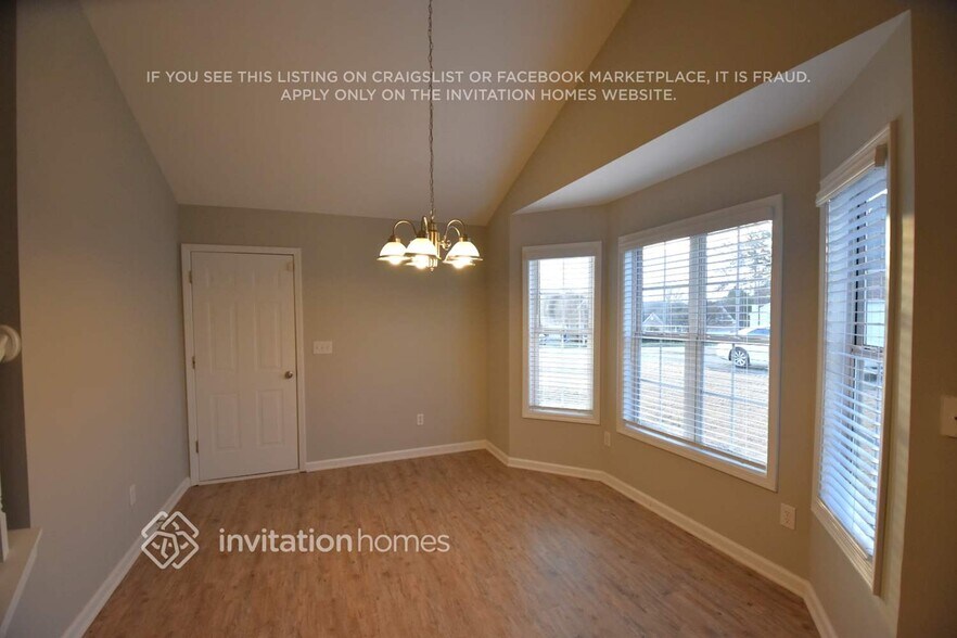 Building Photo - 175 Cedarhurst Rd