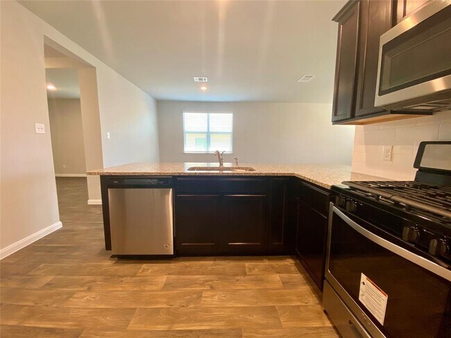 Building Photo - 230 Cherry Laurel Ln