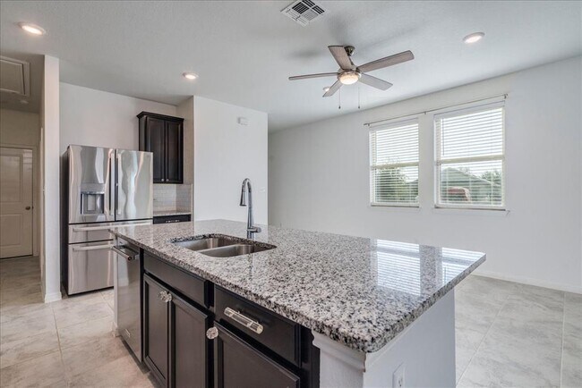 Building Photo - 101 Otella St