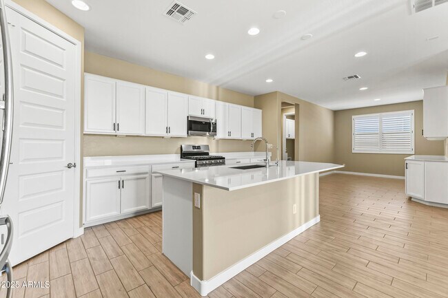 Building Photo - 2603 S Barks Canyon Trail