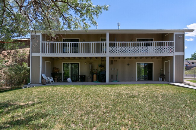 Building Photo - 1140 Holli Springs Ln