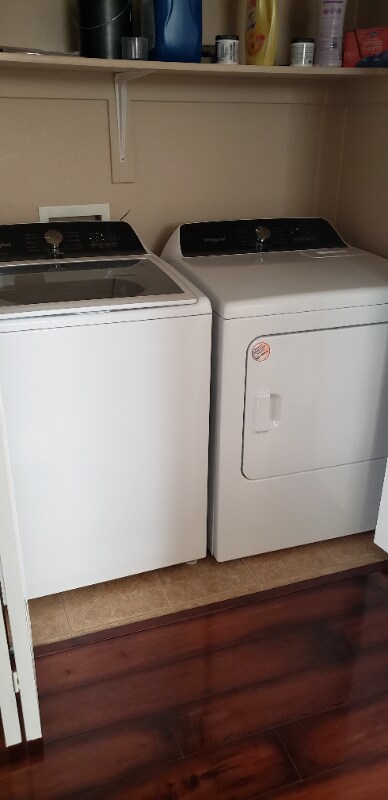 Building Photo - 10997 Maple Forest Way