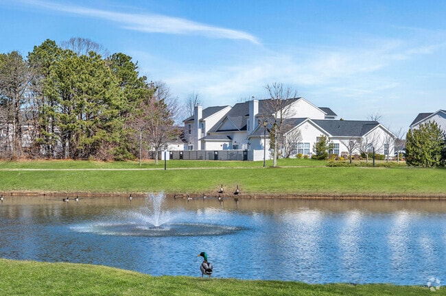 Building Photo - Rosemont Brookhaven