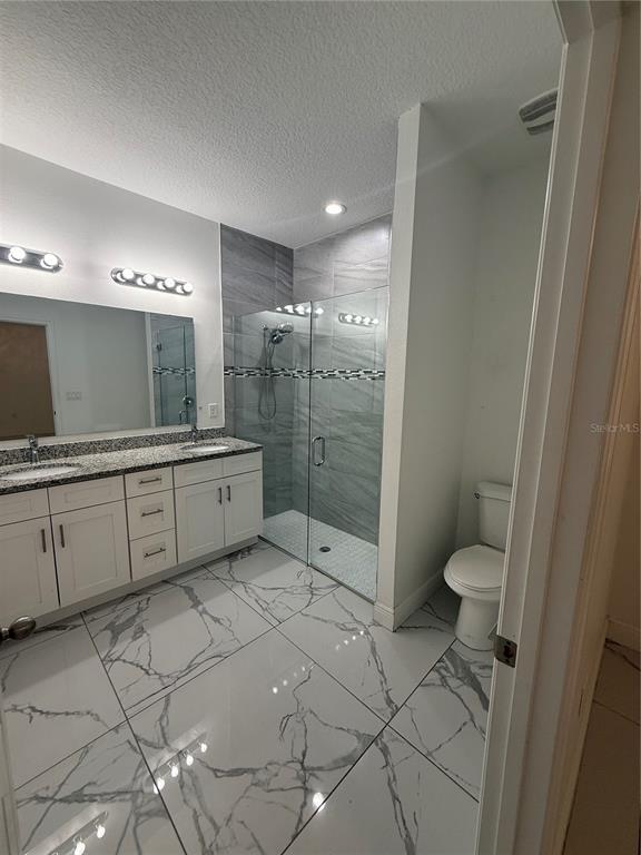 Building Photo - 310 Grape Ave