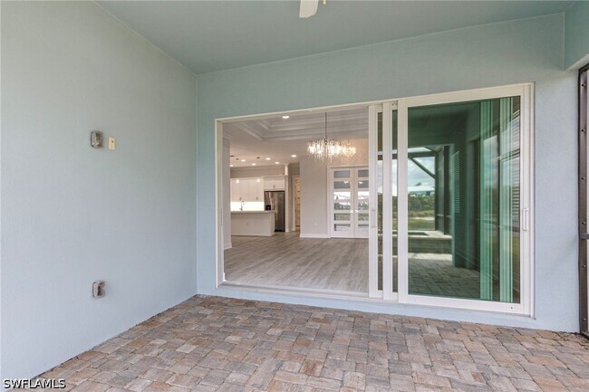 Building Photo - 6385 Arriba Ave