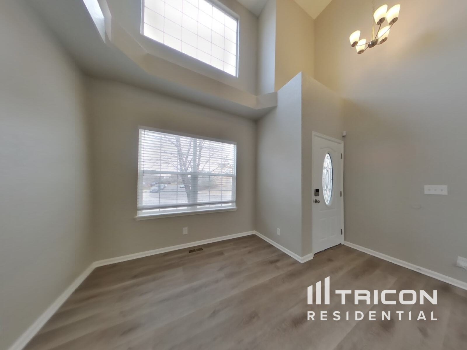 Building Photo - 9638 Lansing Cir