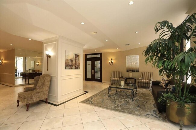 Building Photo - 14655 Champion Forest Dr Dr